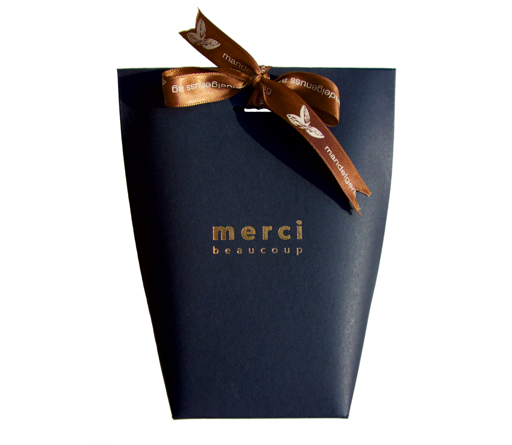 Edle Geschenktüte "Merci" (Schwarz) - Kalifornische Mandeln, ein Genuss | mandelgenuss 